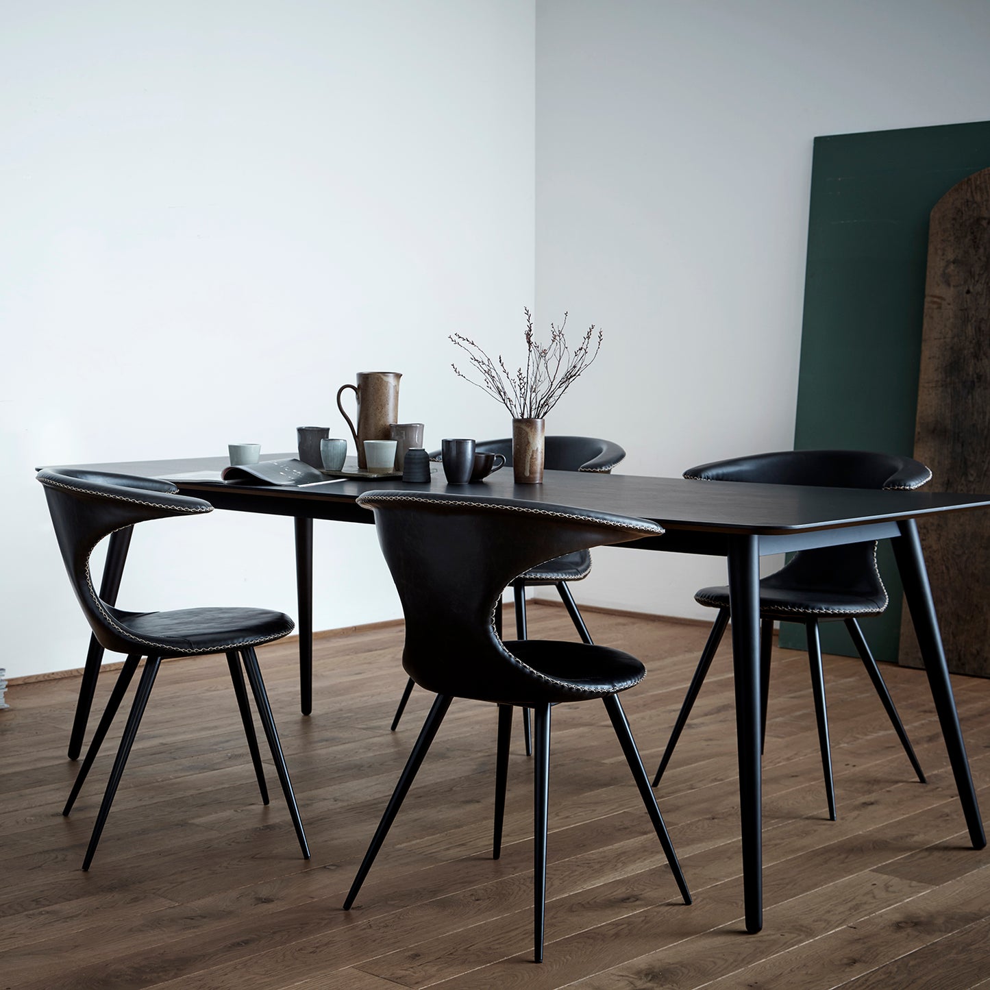 Stuhl Fagus Leder Schwarz / schwarz rund (2er-Set)